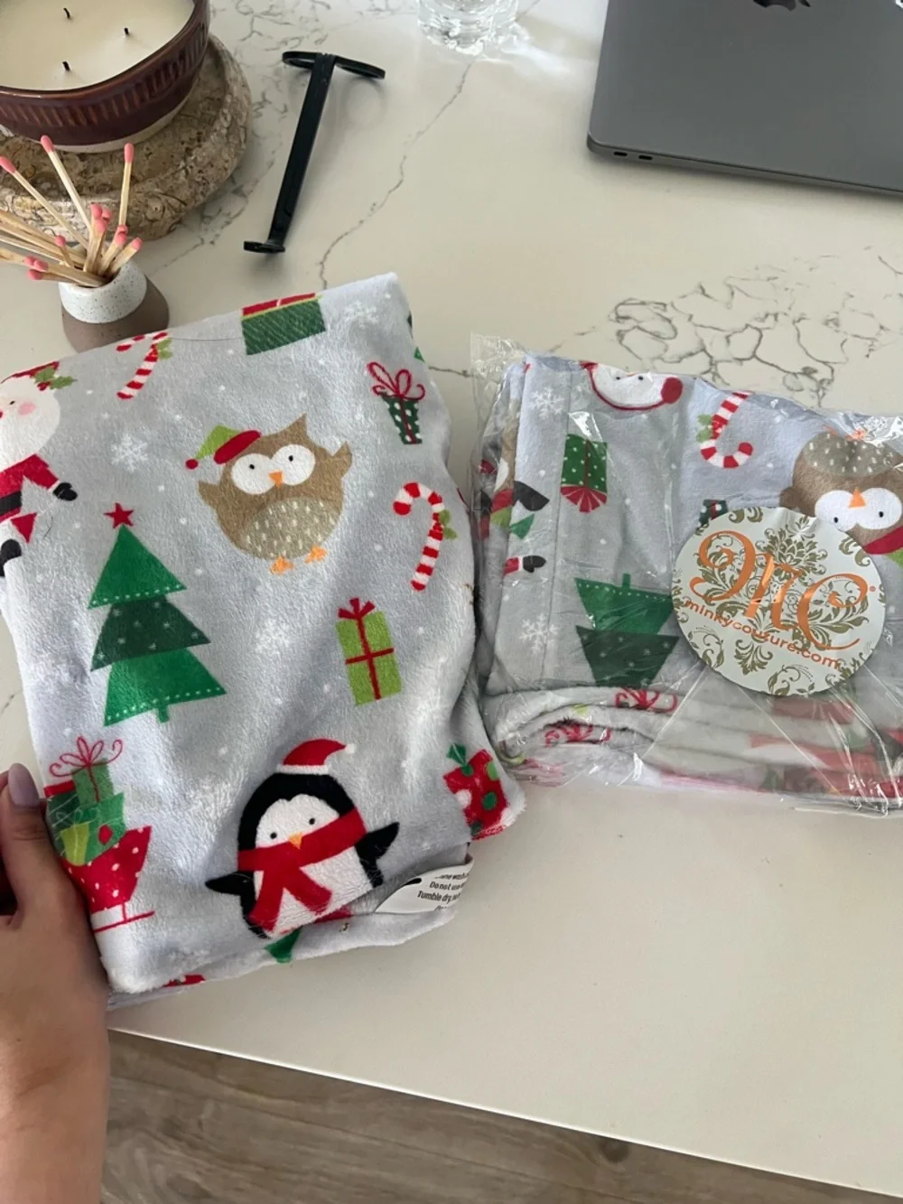 Minky Couture Plush Christmas Themed Holiday Print Luxe Standard Pillow Cases